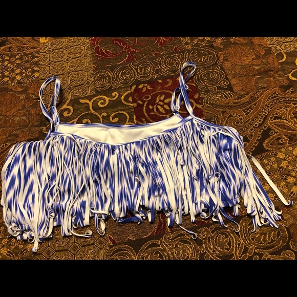 Fringe bikini top. - Picture 2 of 4